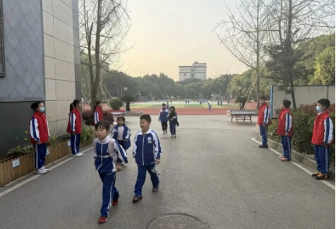 成都佳兴外国语学校 成都佳兴外国语学校