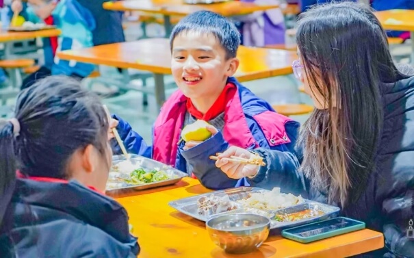 成都市郫都区川科外国语学校 成都市郫都区川科外国语学校